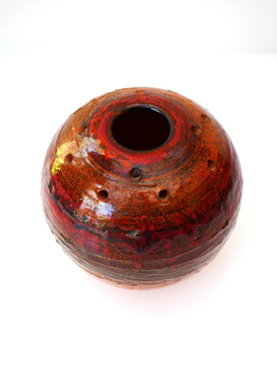 Mid-century art pottery vase in ceramic from Tilgmans