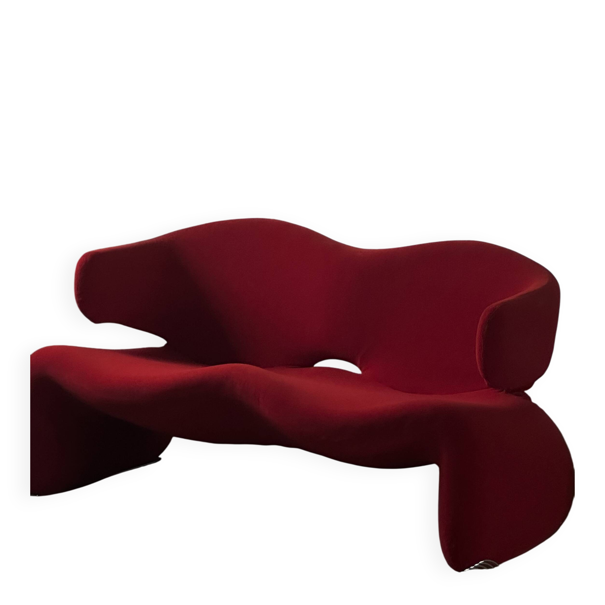 Djinn sofa designer Olivier Mourgue