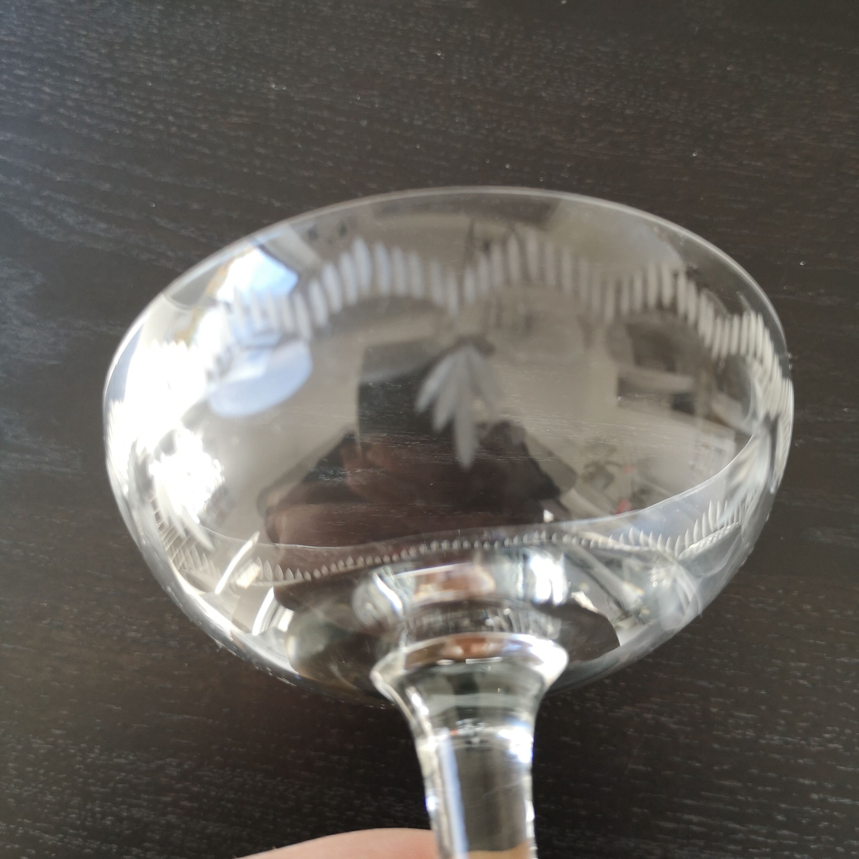 9 engraved champagne glasses