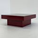 Table basse italienne rouge du milieu du siècle avec plateau en verre