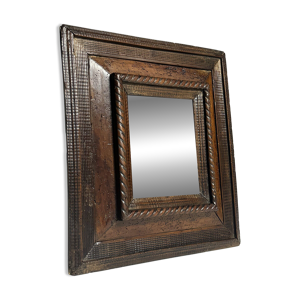 Miroir à cadre ondulé