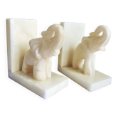 Serre-livres éléphants en albâtre, Paire de serre-livres éléphants.