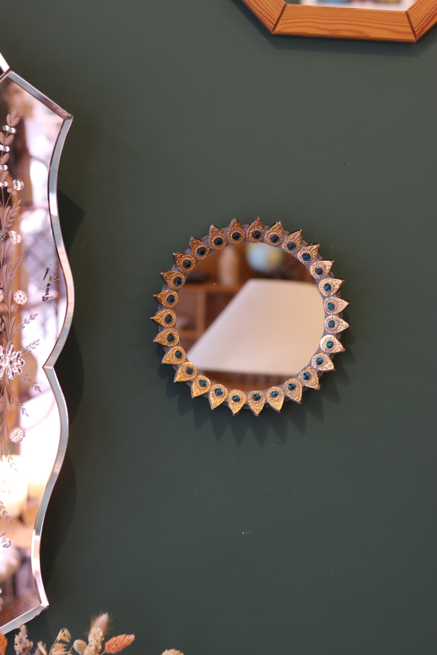 Decorative mirror by Marcel Vangeerbergen (1933-2007), Belgian ceramist.