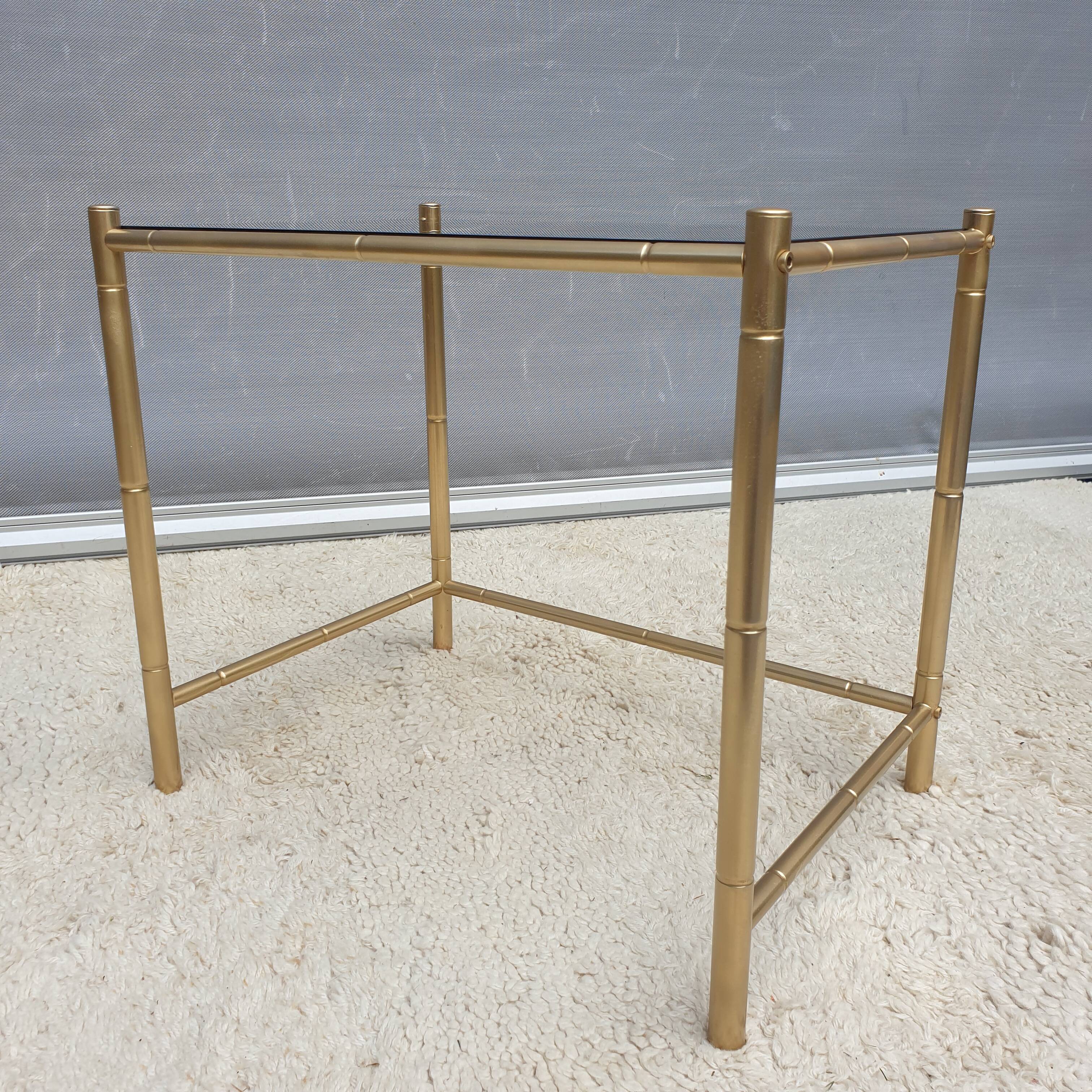 Table basse bambou verre fumé