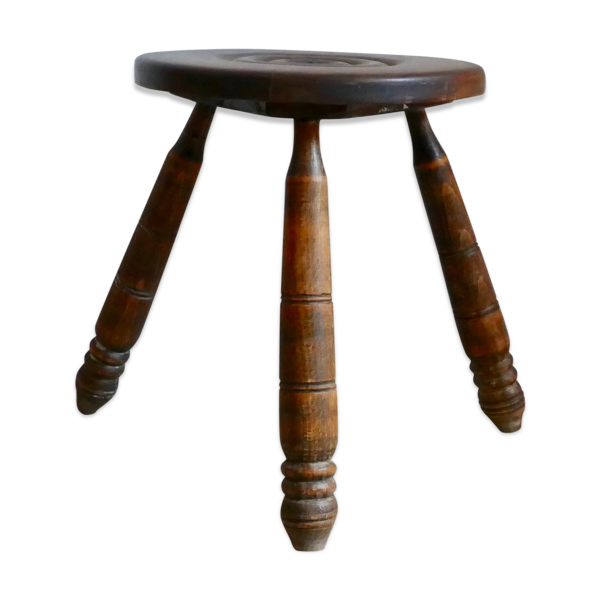 Tabouret tripode — Beyit