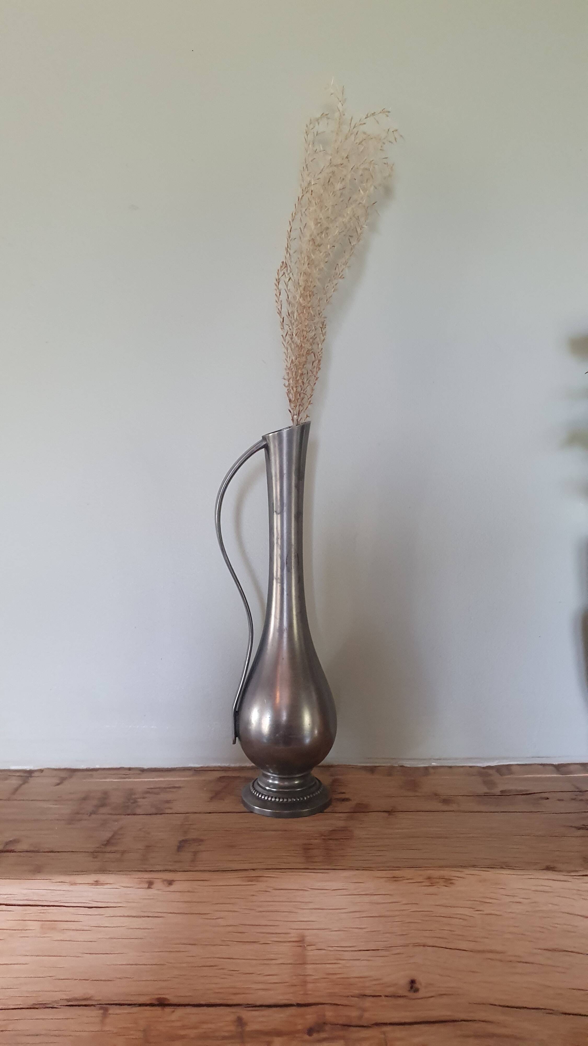 Soliflore or tin vase