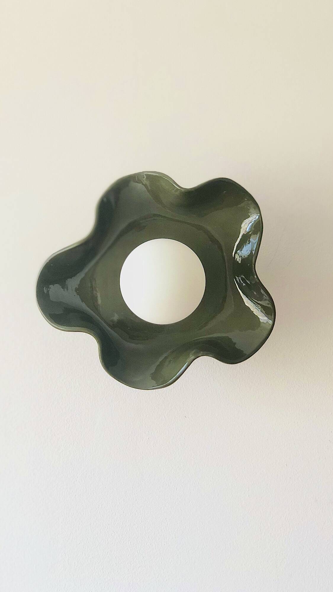 Jelly Ceramic Wall Light - Coconut Square - Olive