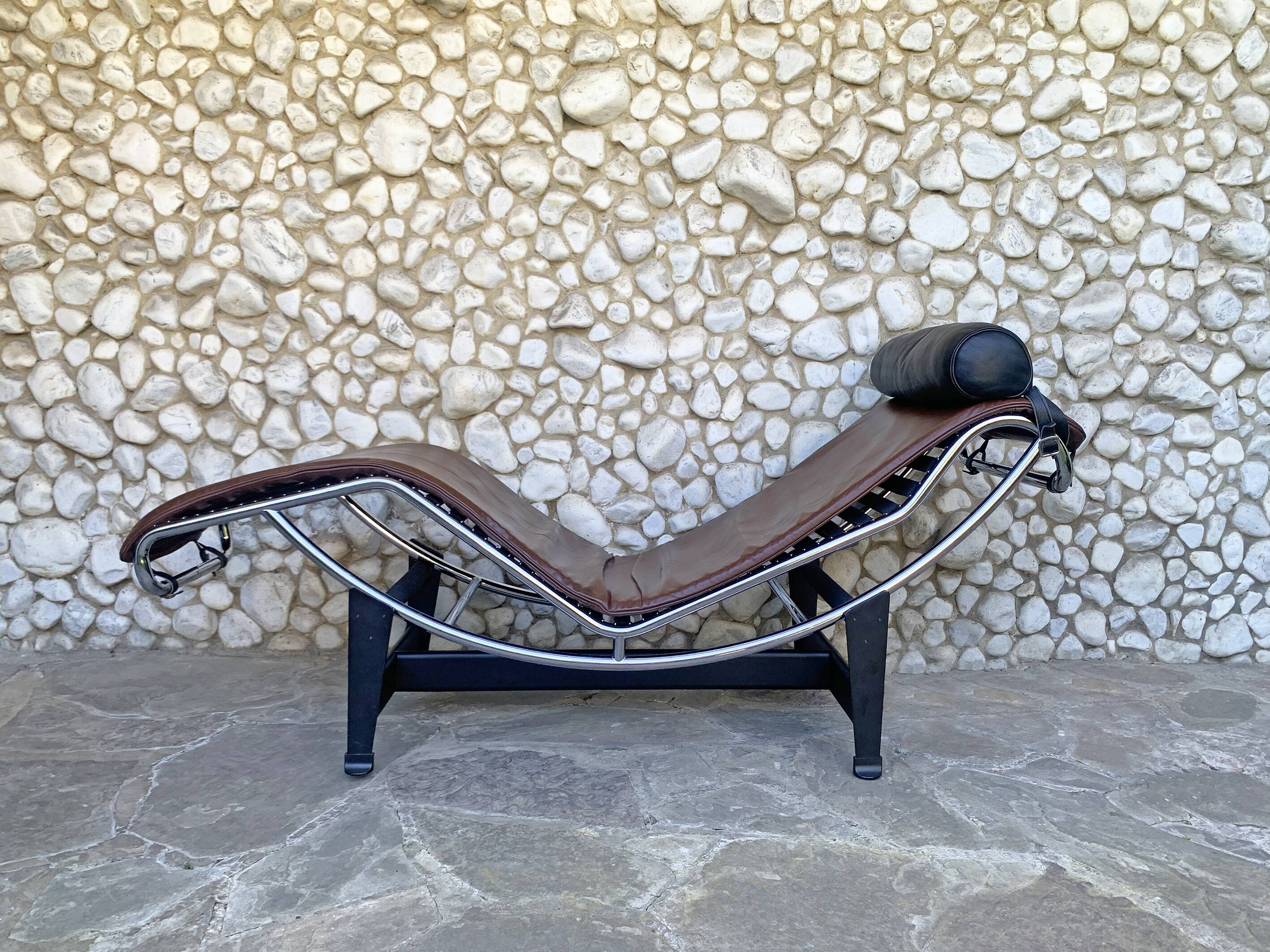 LC4 brown leather by Le Corbusier, Jeanneret & Perriand, Cassina, 1980