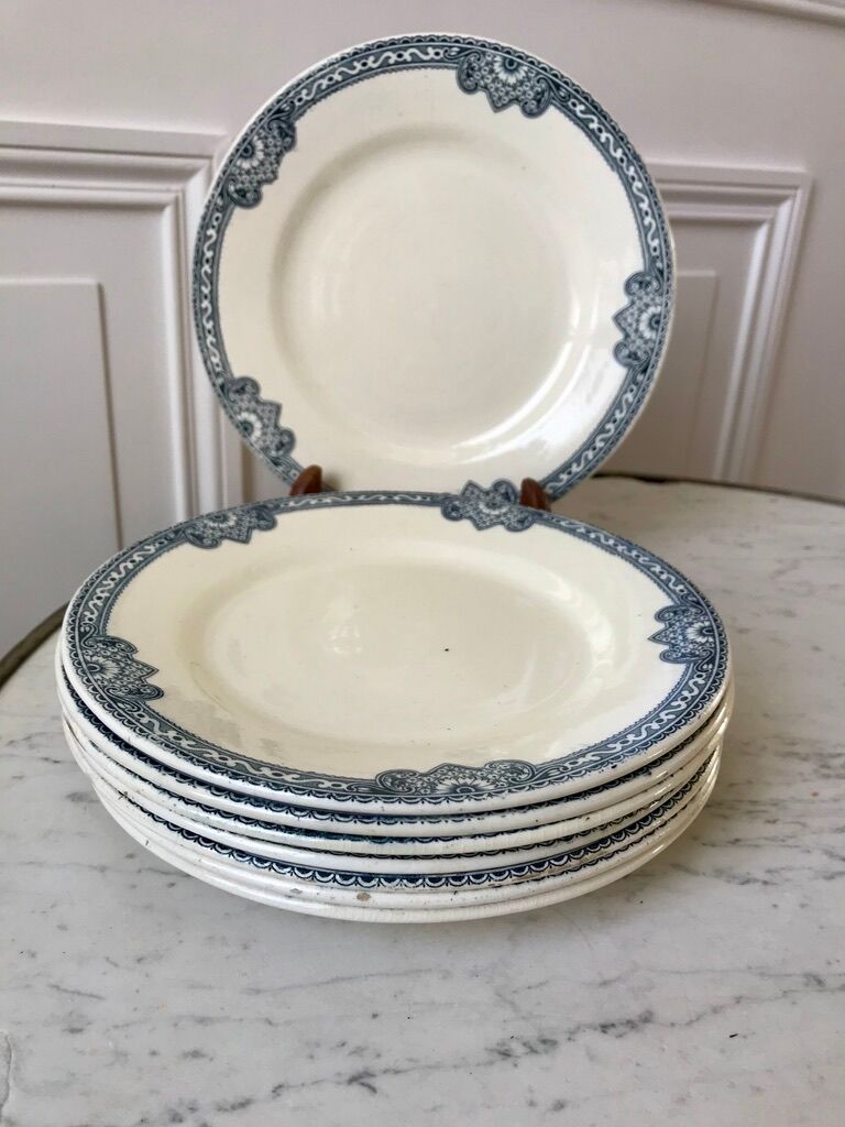 set of 8 dessert plates Terre de Fer Salins model Jumièges late nineteenth