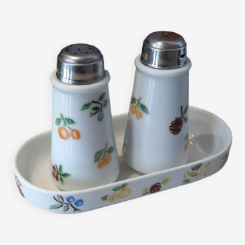 Porcelain salt and pepper shaker service