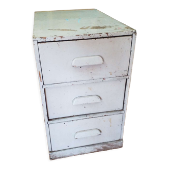 Drawer cabinet