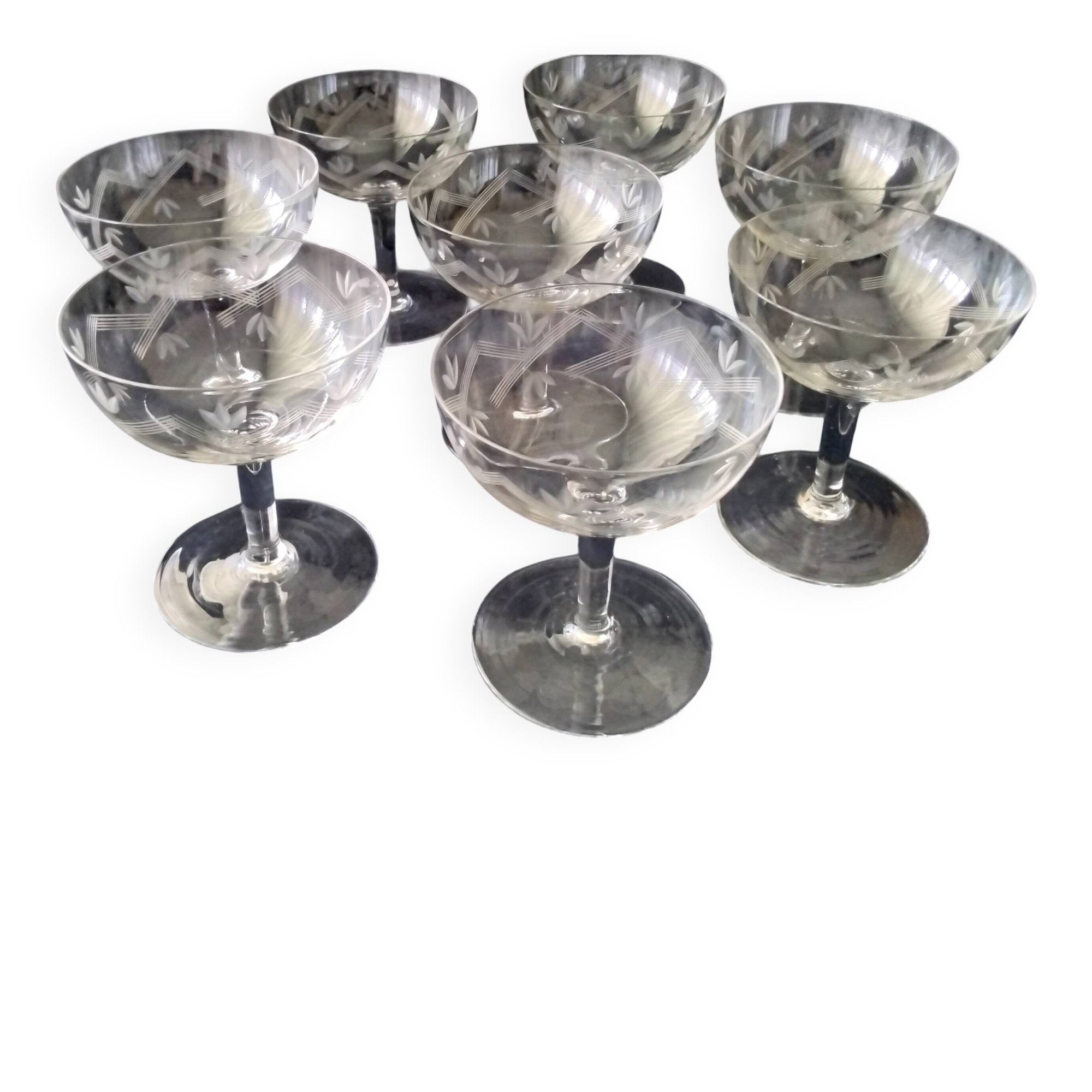 8 Coupes à champagne vintage Décor gravé