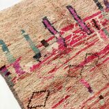 Berber rug Boujaad mottled with colorful patterns 264x157cm