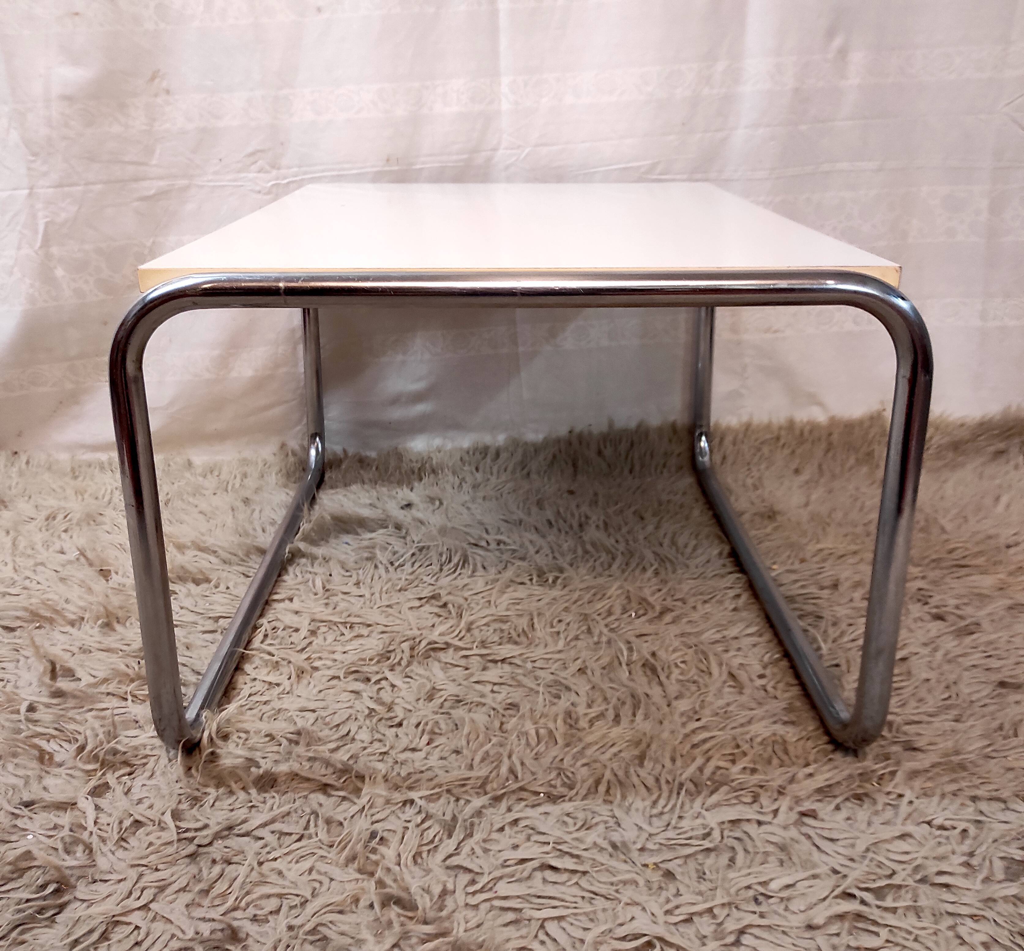 Bauhaus-style coffee table - 70s