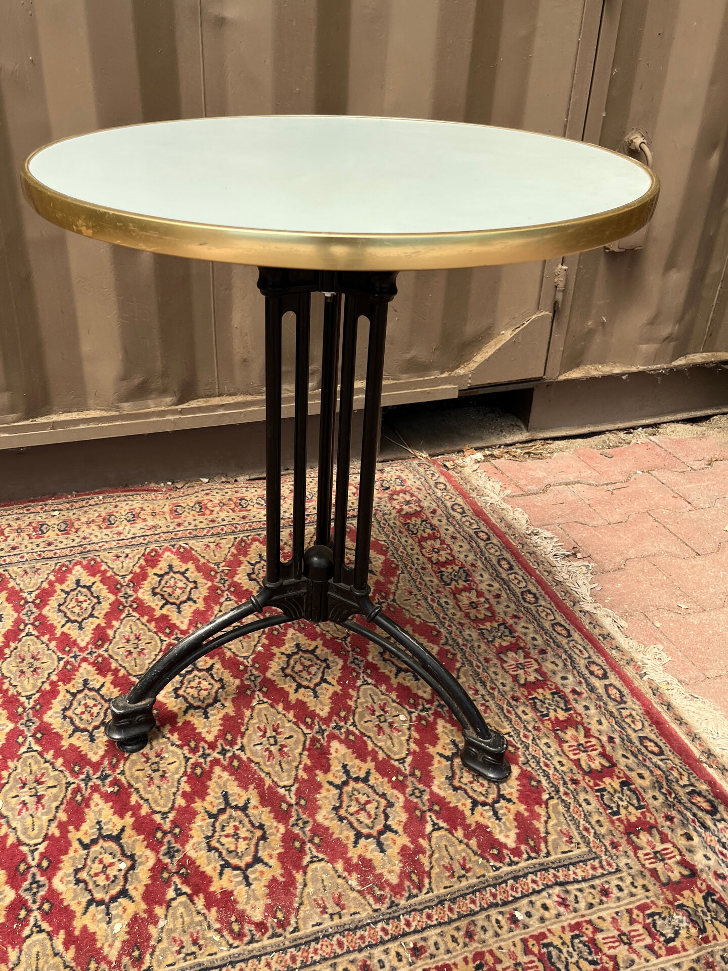 Table bistrot