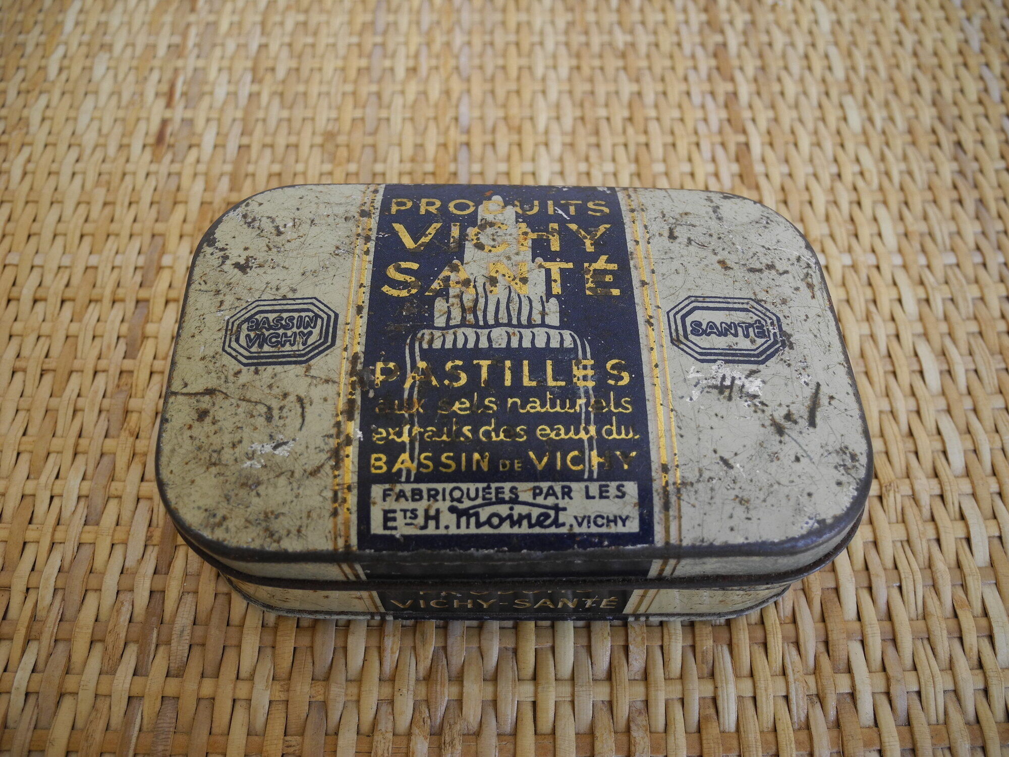 4 old boxes Vichy old tin boxes deco retro kitchen grocery store restaurant