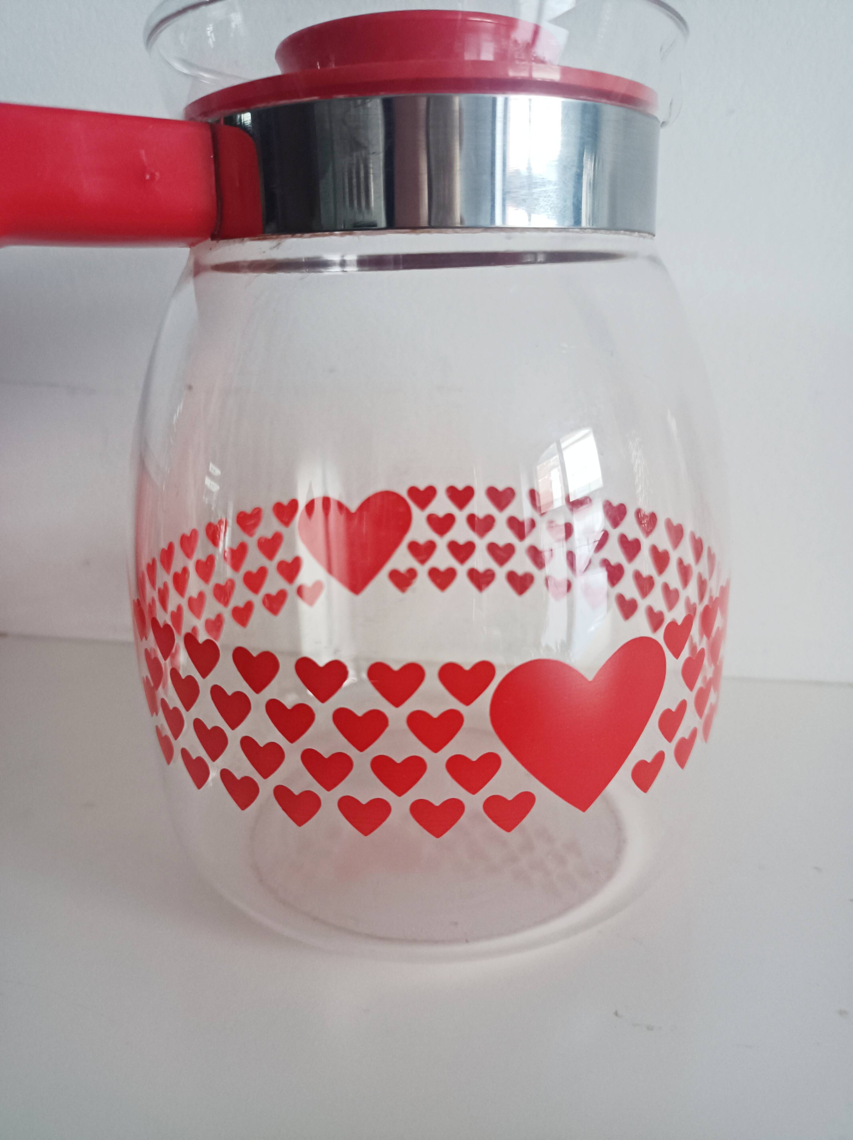 Coffee pot, heart pattern