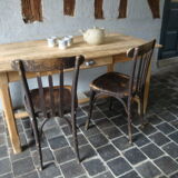 Farm table