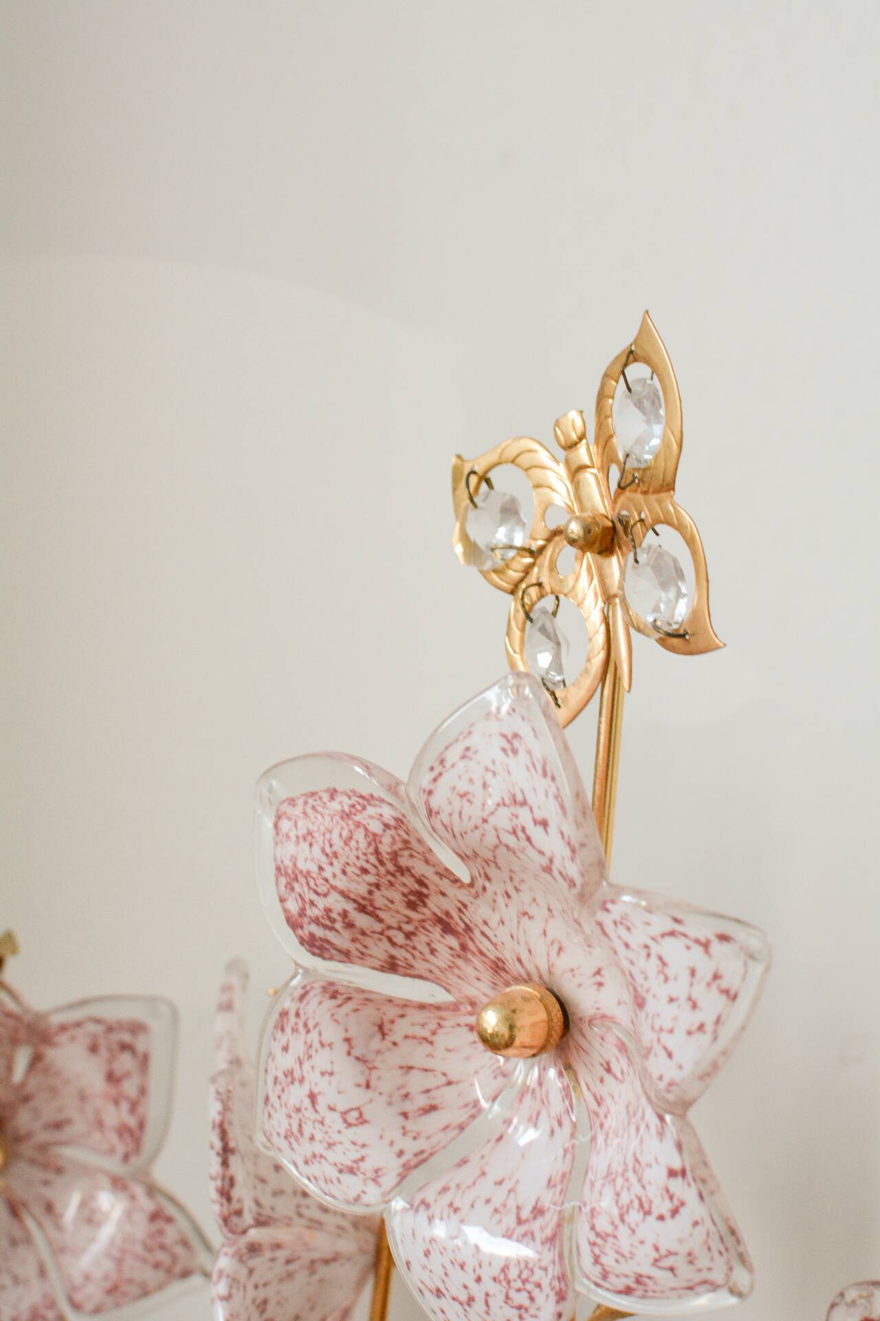 Vintage Murano table lamps, pink blown glass and gold details, pair.