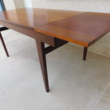 Table en teck scandinave avec rallonges