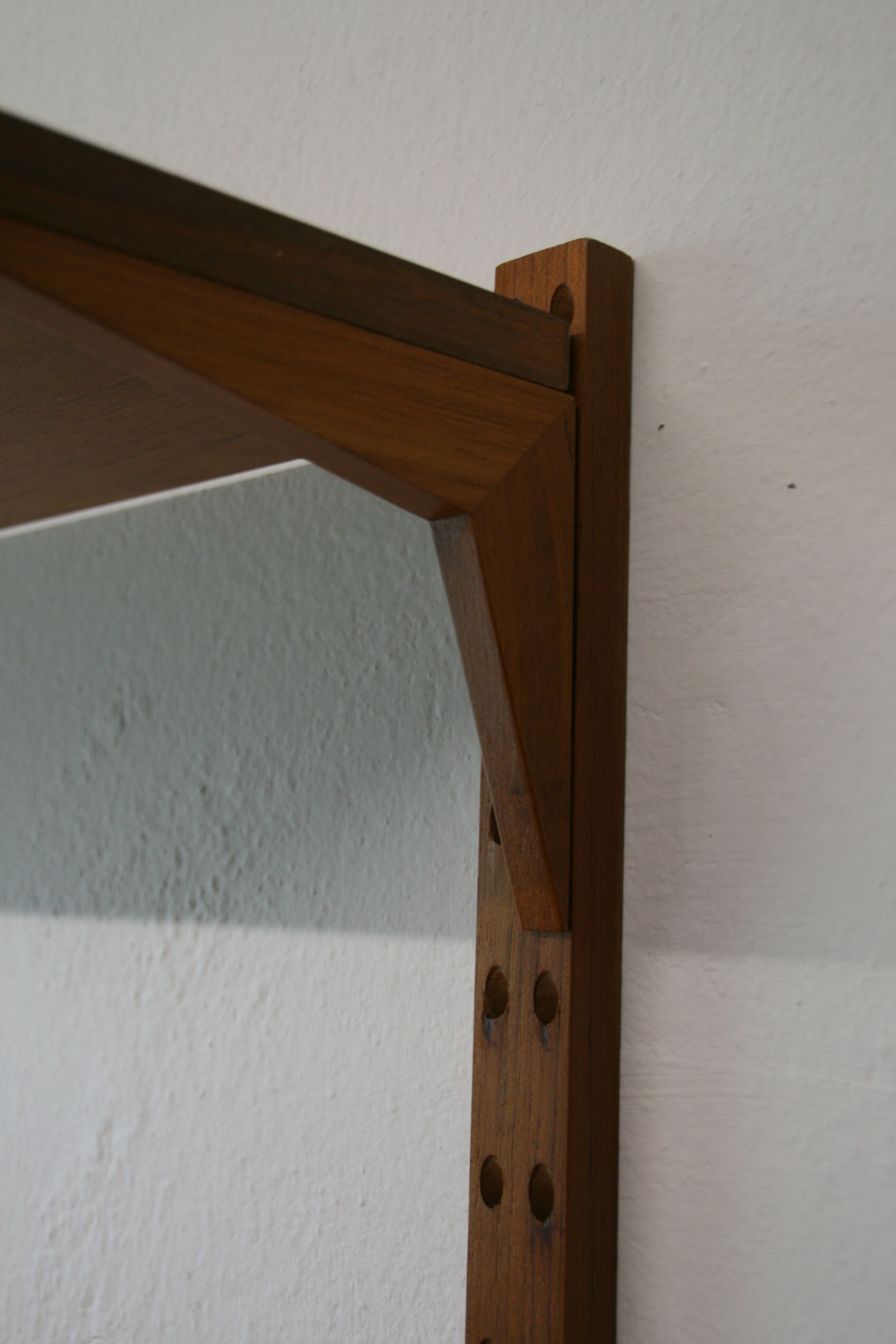 Vintage shelving By Poul Cadovius