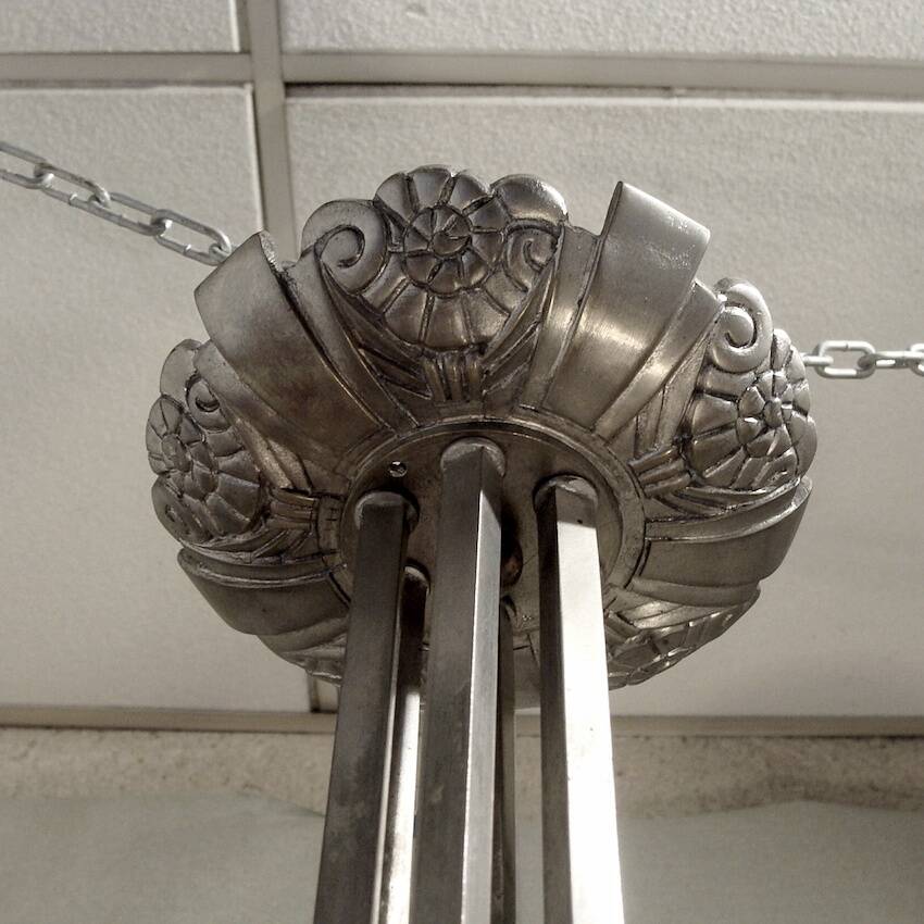 1930 chandelier with 6 lights