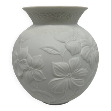 vase en porcelaine biscuit Kaiser