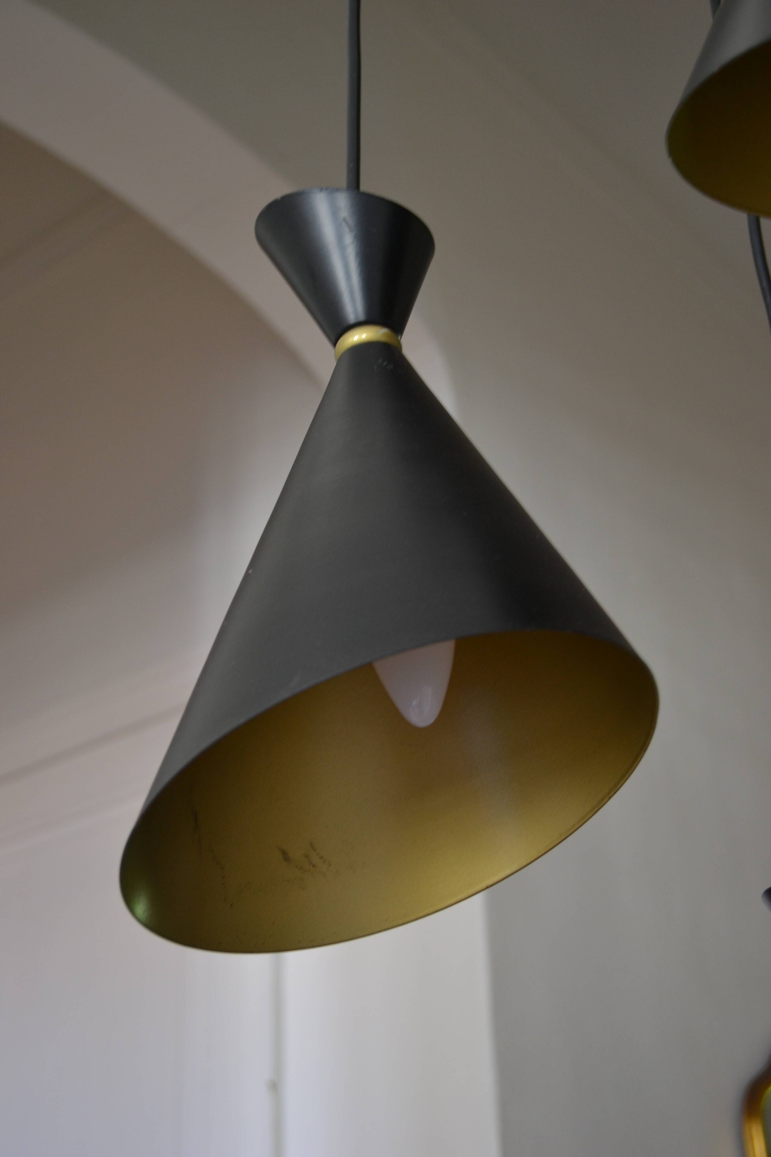 Vintage large chandelier with 3 tulips in black and gold Diabolo.