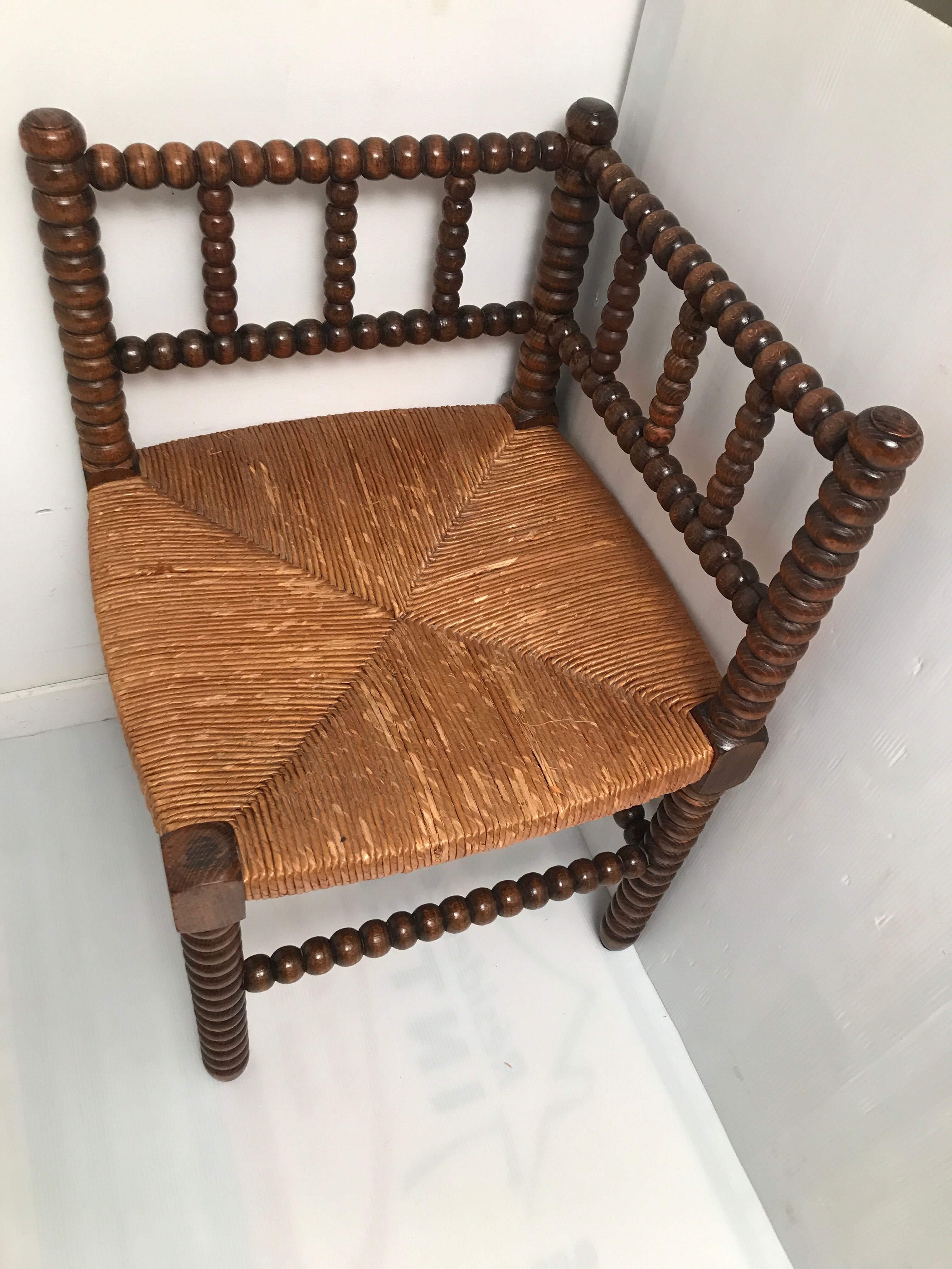 Vintage wooden corner chair turns, 50/60