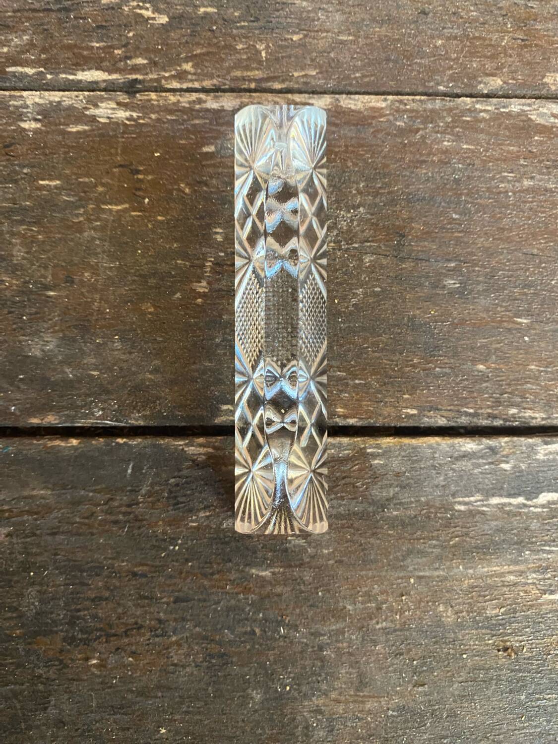 Set of 12 vintage bayel moulded crystal knife rests made in france