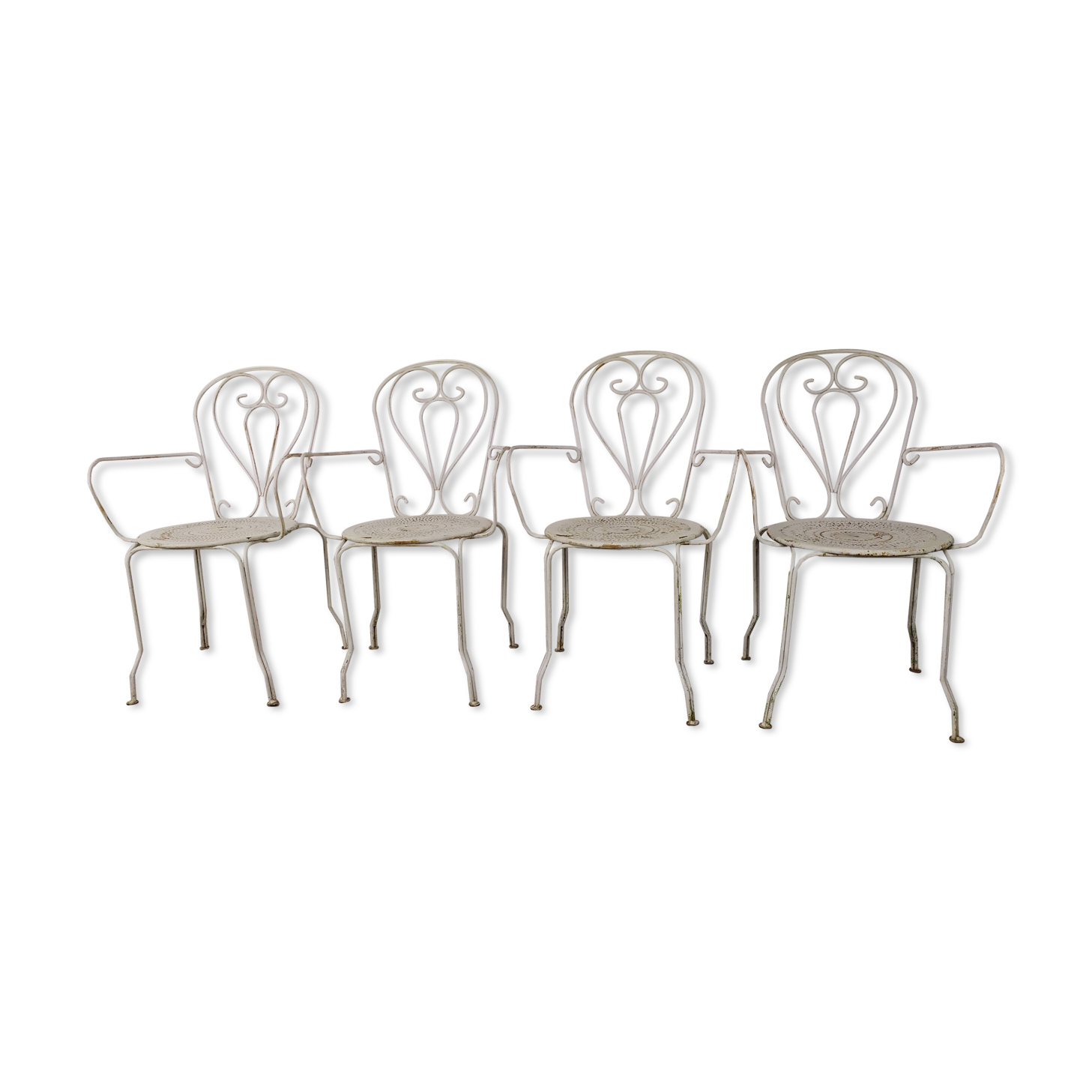 4 wrought iron garden armchairs