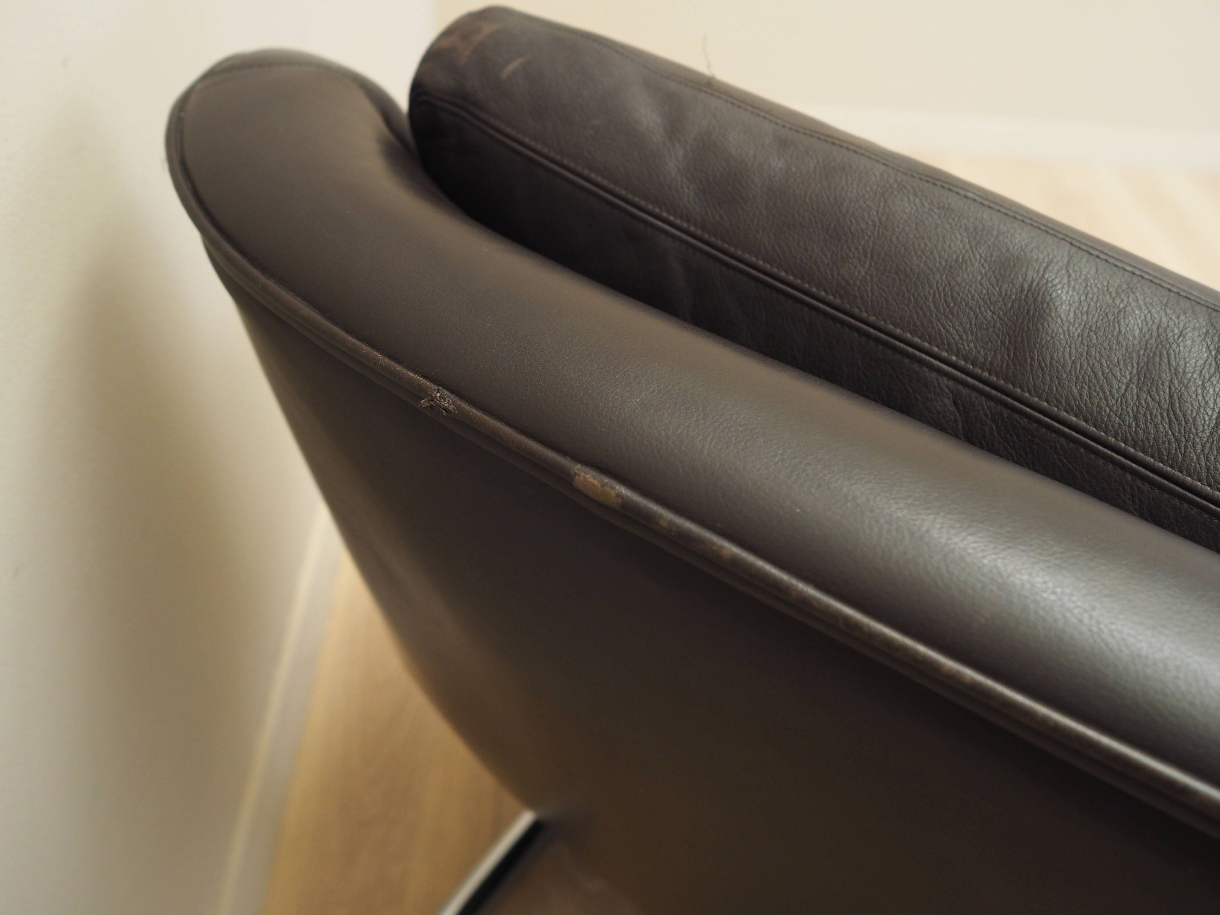 Brown leather sofa, Danish design, 1970s, designer: Werner Langenfeld, manu