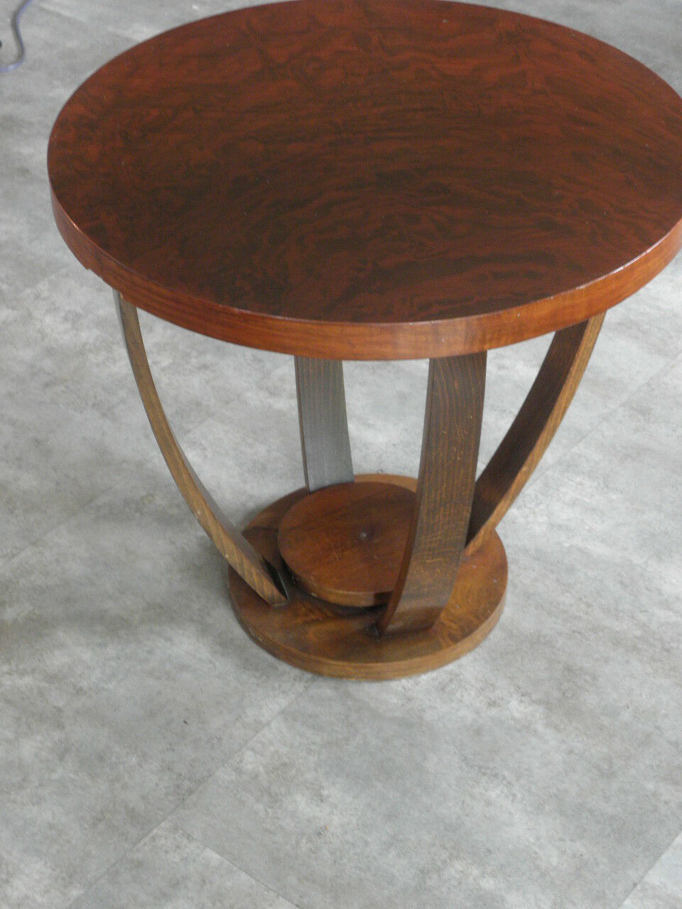 Table basse en bois art déco