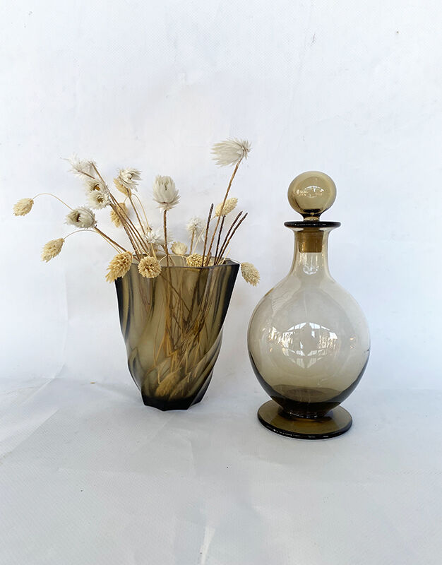 Lot vase and carafe
