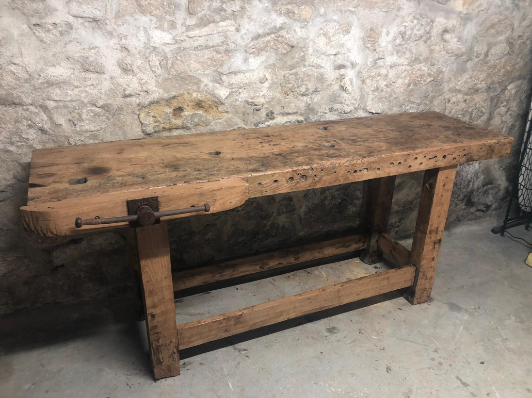 Carpenter's workbench