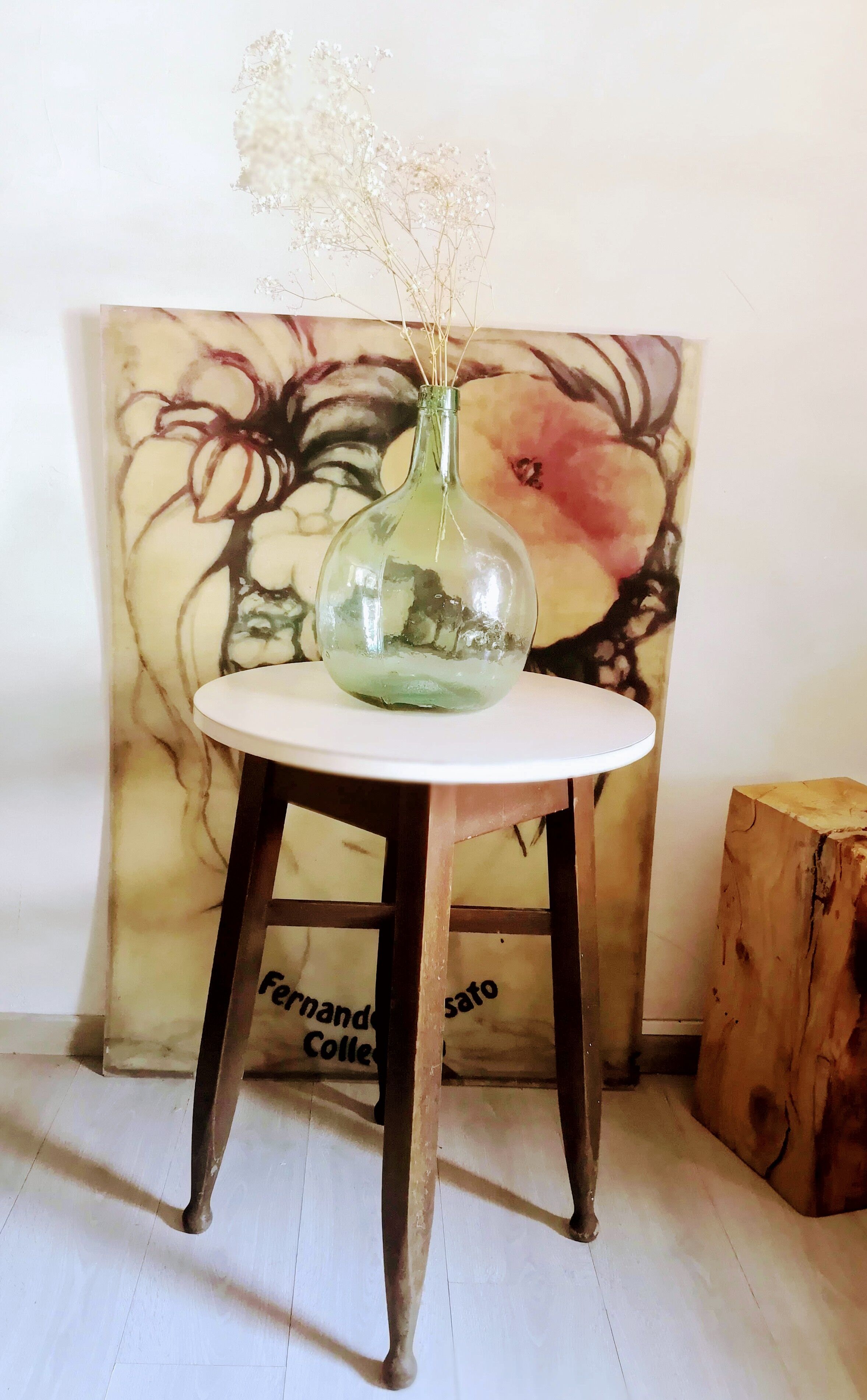 Side able in solid wood and his formica top
