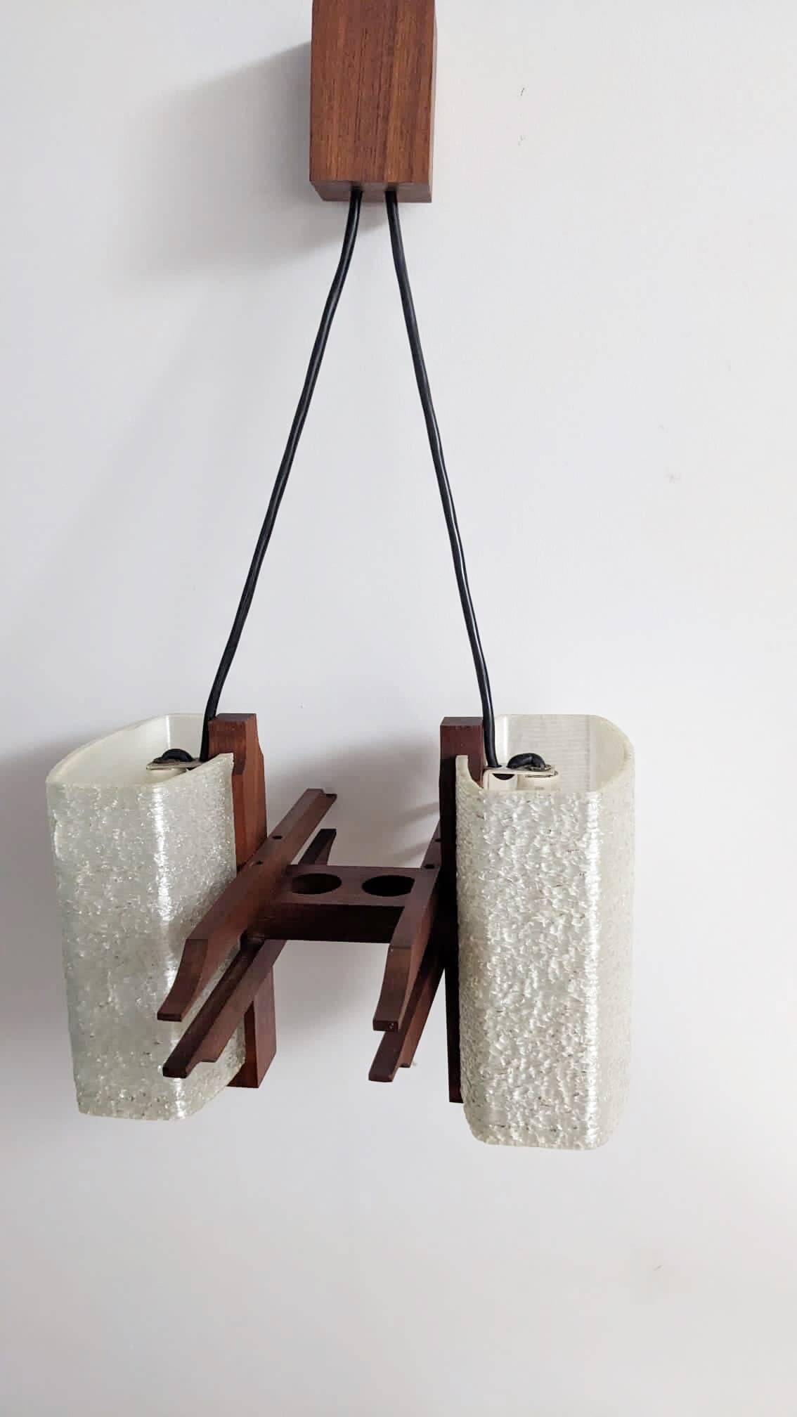Suspension scandinave en teck années 60
