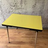 Table formica