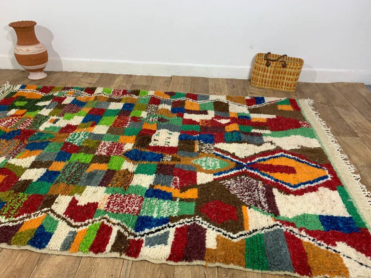 Handmade moroccan berber rug 243 x 157 cm