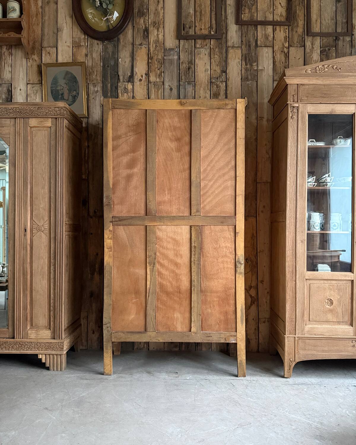 Art Deco oak wardrobe (renovated)