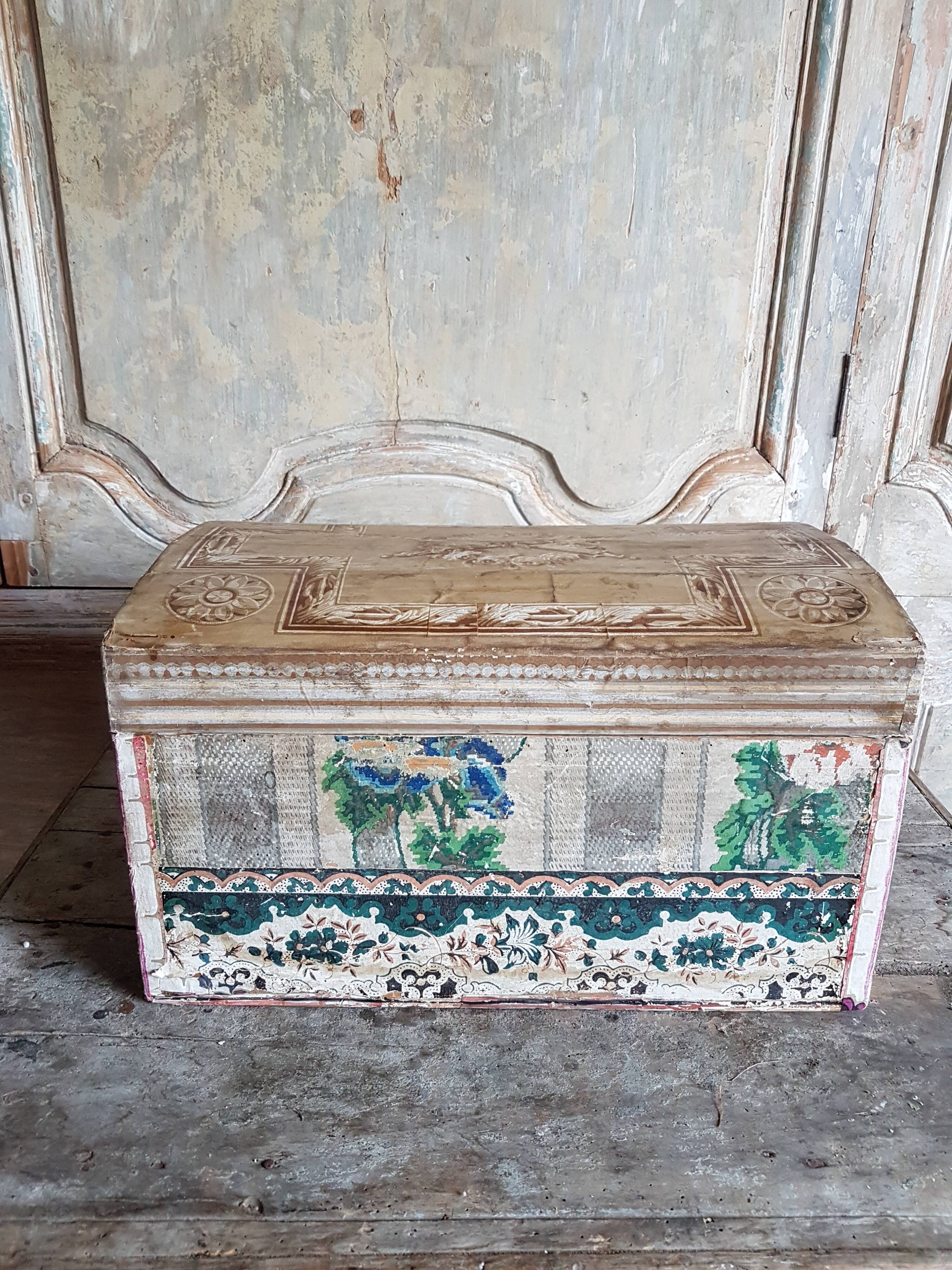 Wallpaper chest - nineteenth century