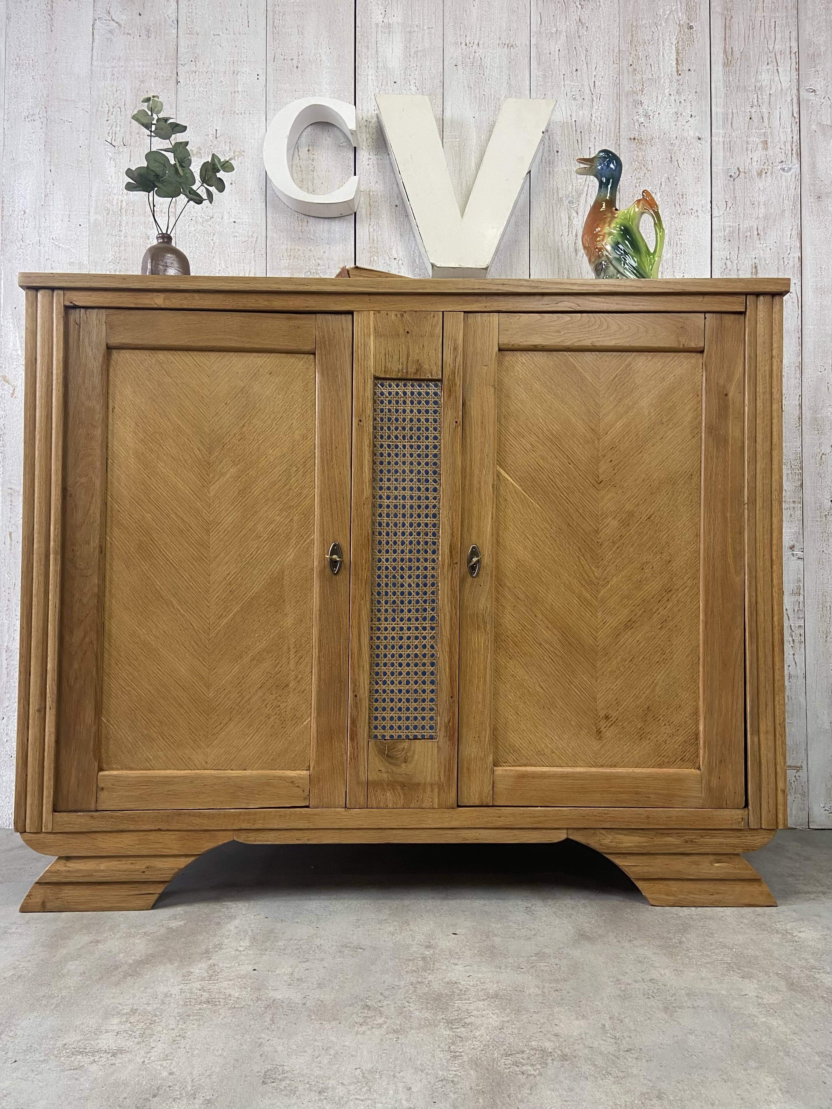 Vintage buffet