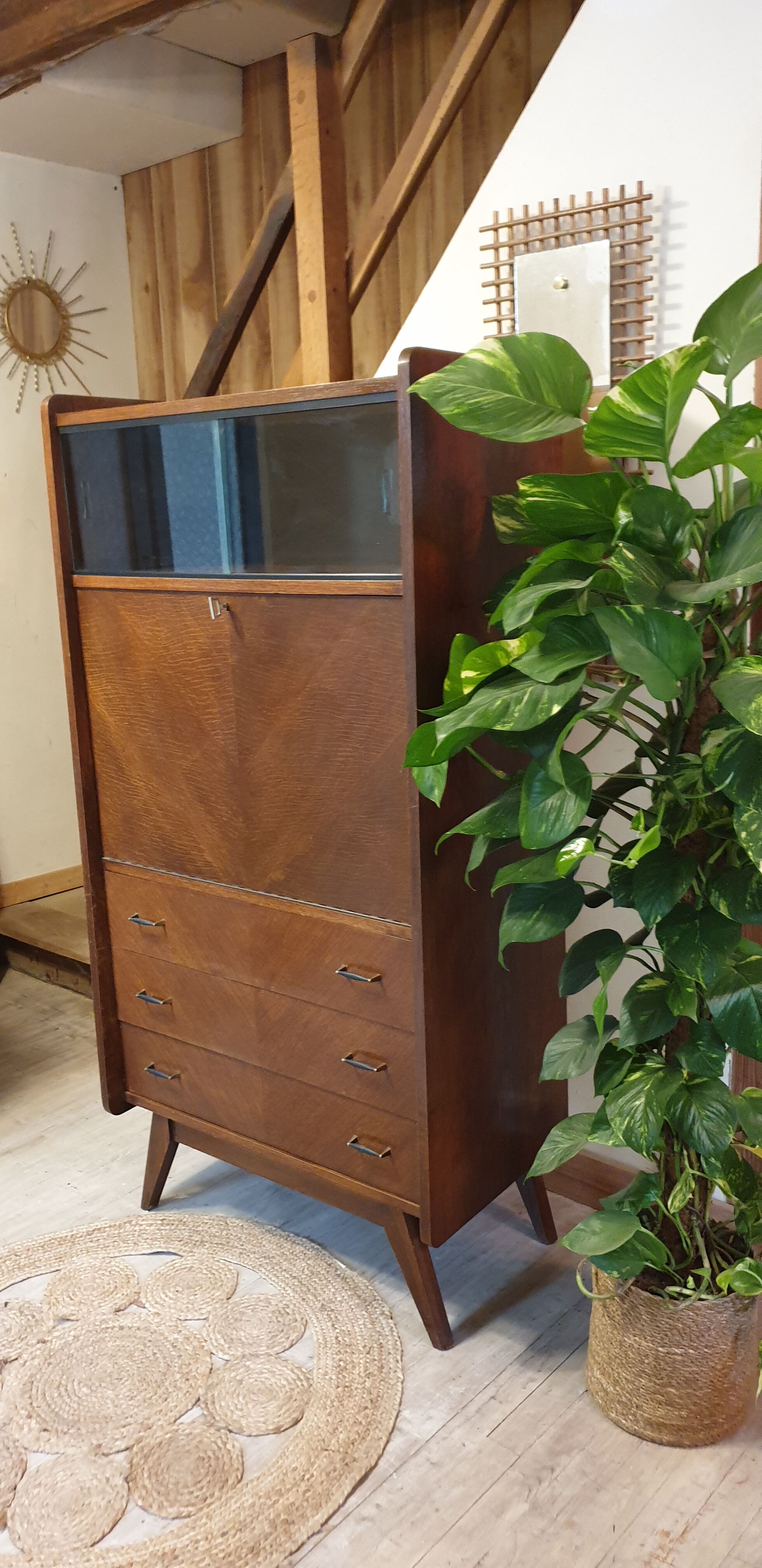 Secretary vintage compass feet