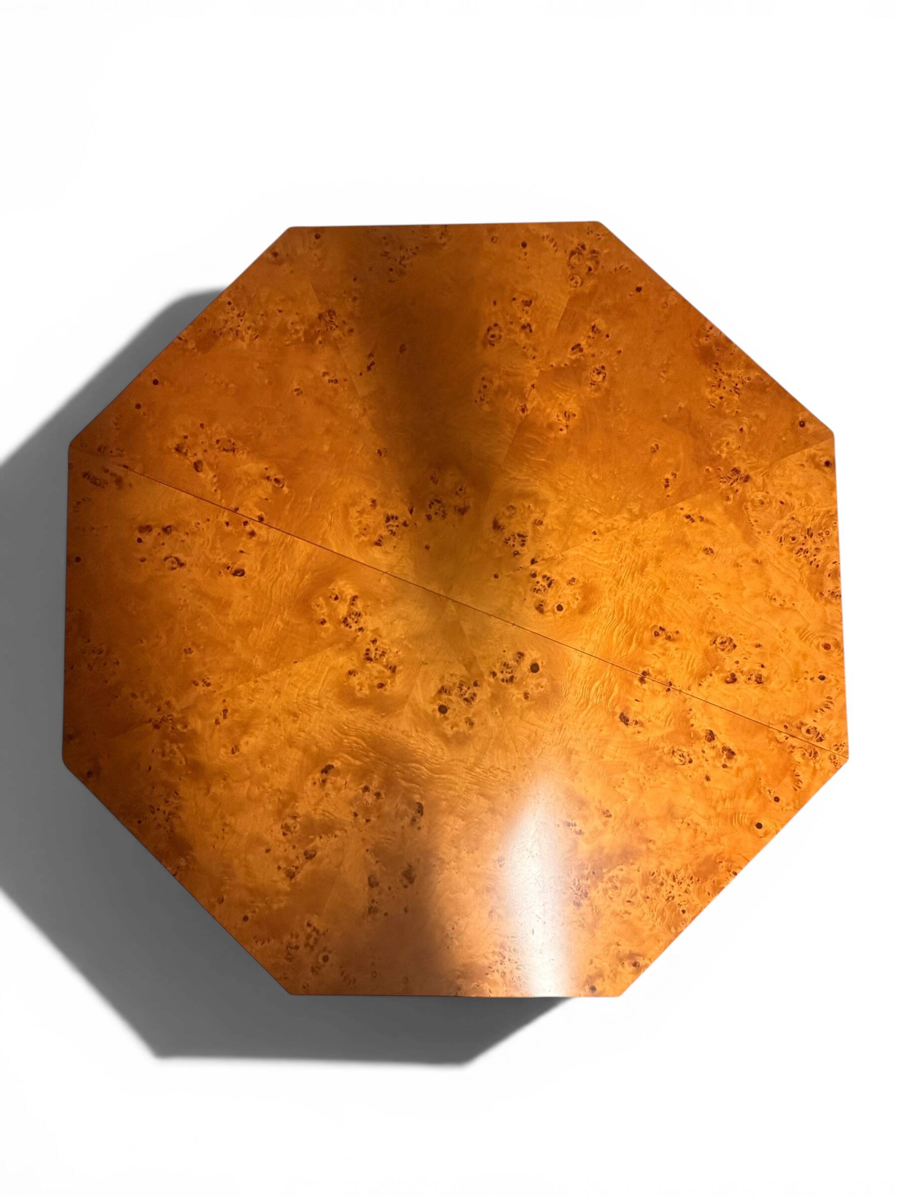 Octagonal extendable dining table Mario Sabot in burl (1970s)