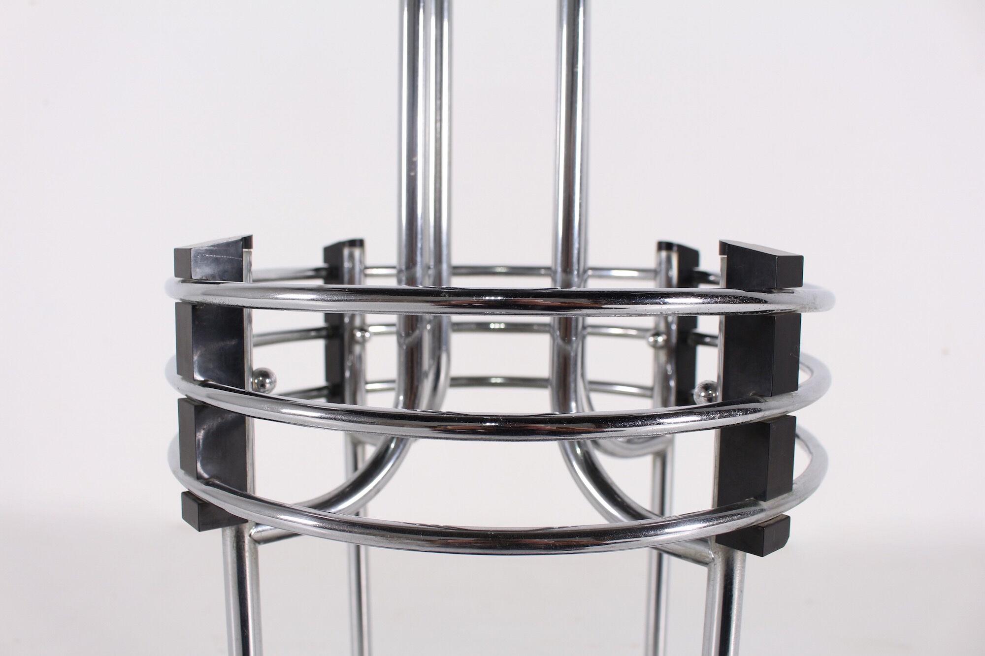 Rain door, Champagne bucket or art deco planter