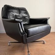 Vintage armchair published by Möbel Mann – elegant black