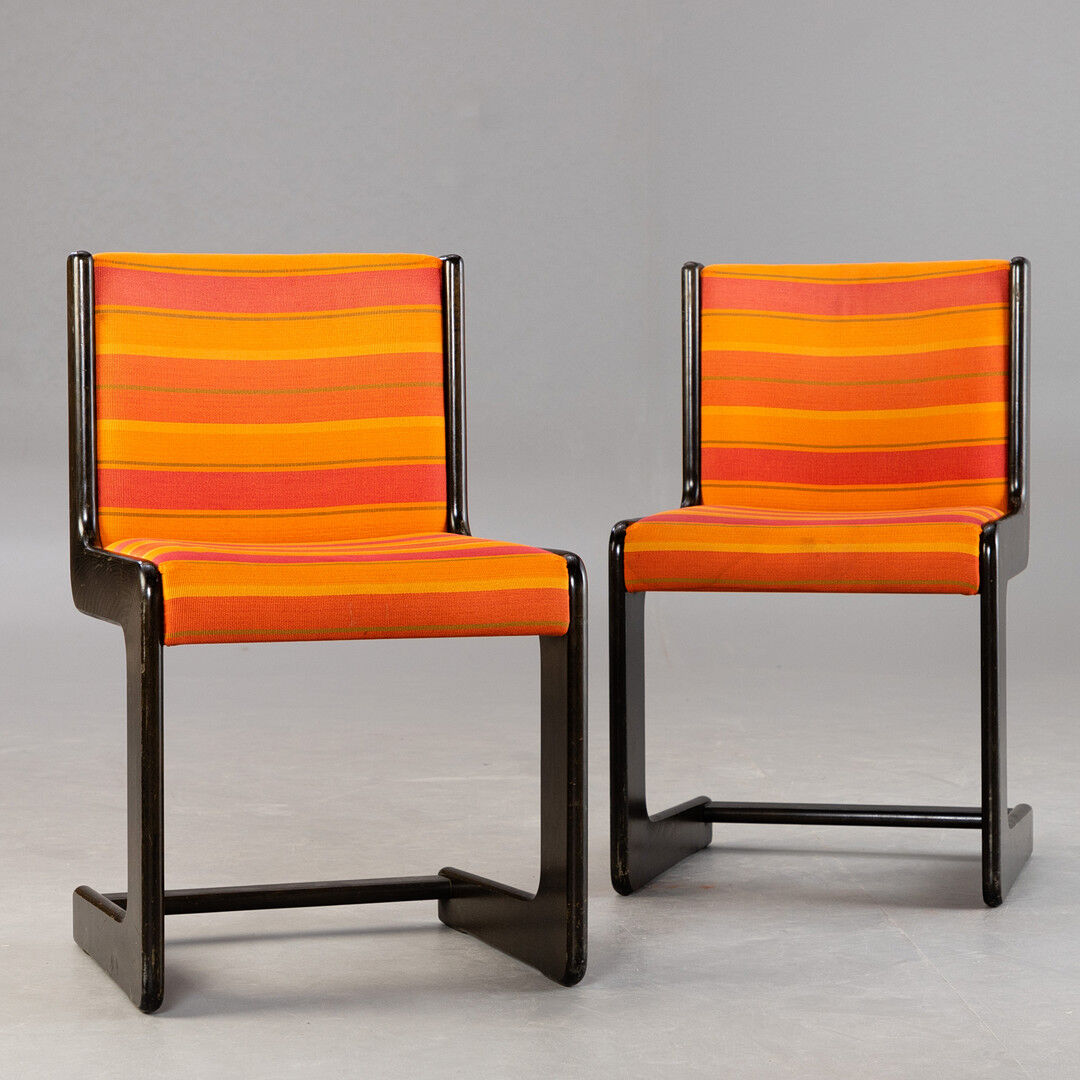 2 vintage casala cantilever chairs