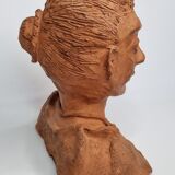 Lace bust in terracotta, 24 cm