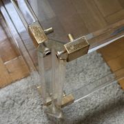 2 bout de canape plexi laiton et verre  circa 1970