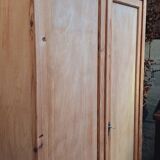 Armoire vintage